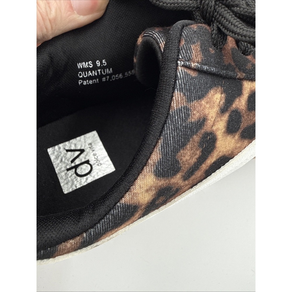 DV Dolce Vita Women's Sneaker Voyage Leopard Fashion Suede Size 9 1/2 9.5 - Picture 7 of 8